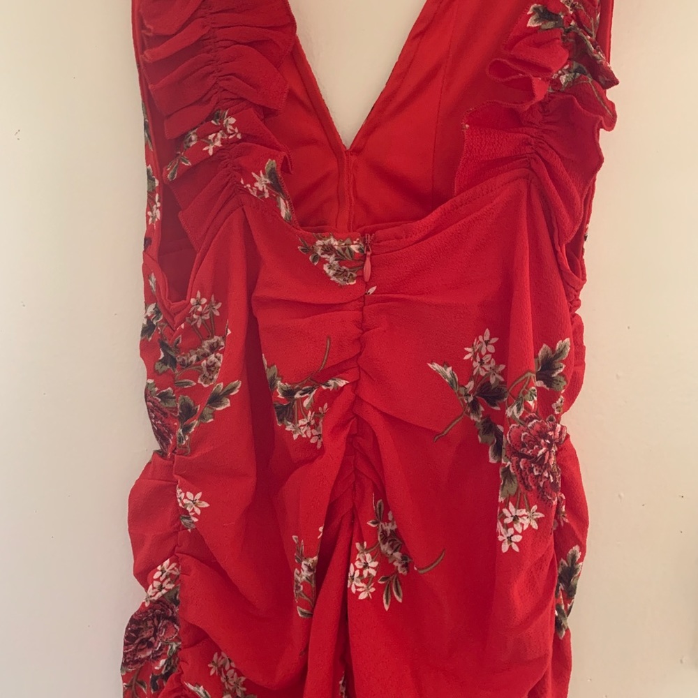 Blue Blush Los Angeles Sleeveless Red Dress Size M.